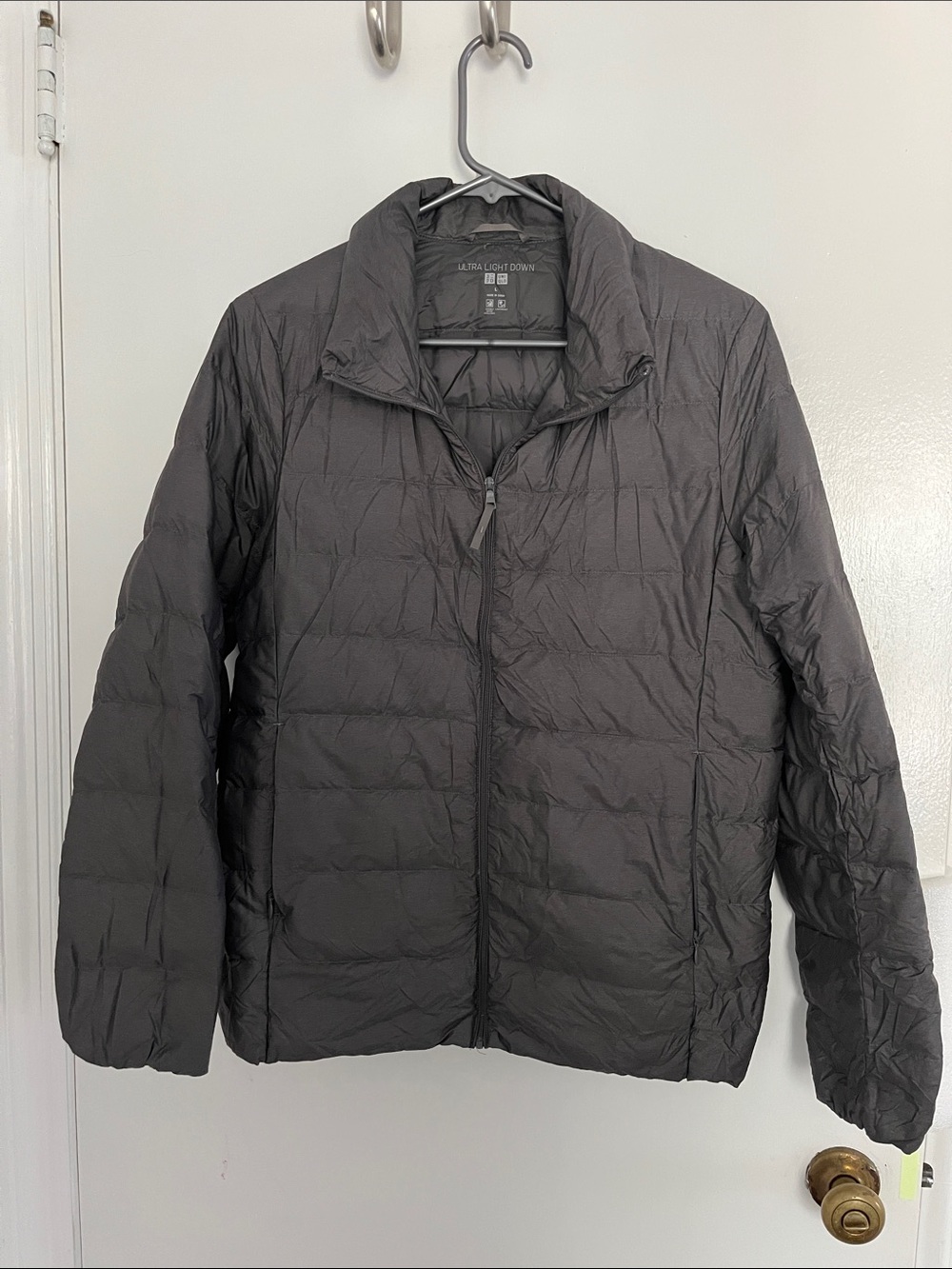 Uniqlo Women’s Charcoal Ultra Lightweight Packable Down Puffer Jacket - L